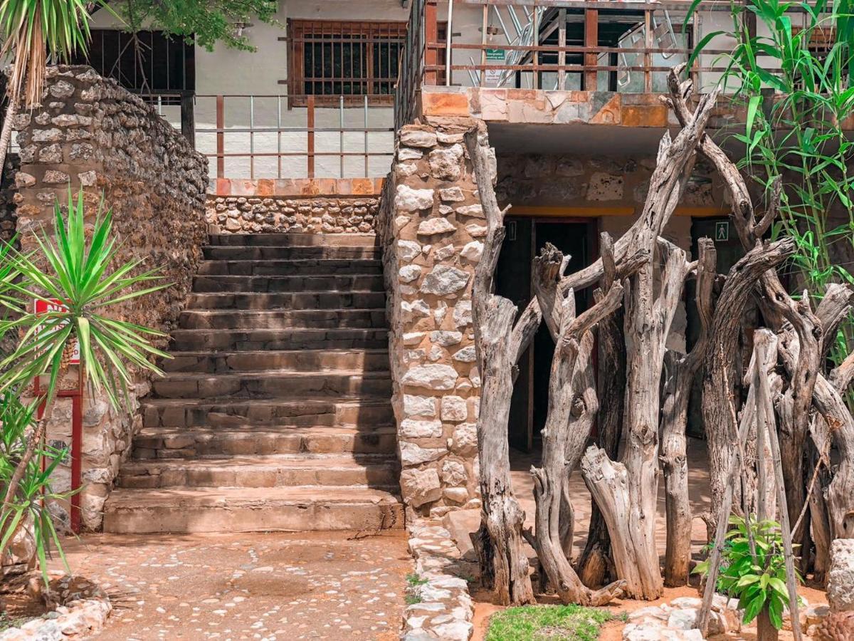 Nkisi Guesthouse Kang Luaran gambar