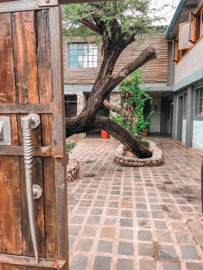 Nkisi Guesthouse Kang Luaran gambar