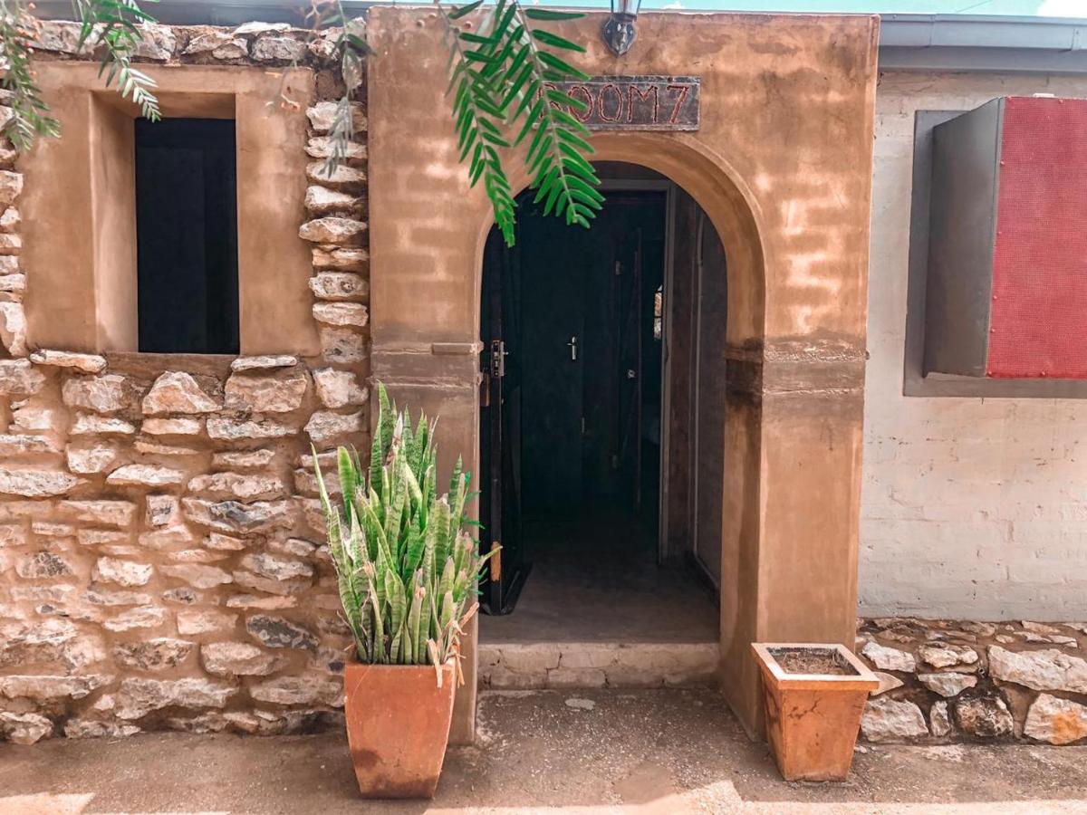 Nkisi Guesthouse Kang Luaran gambar